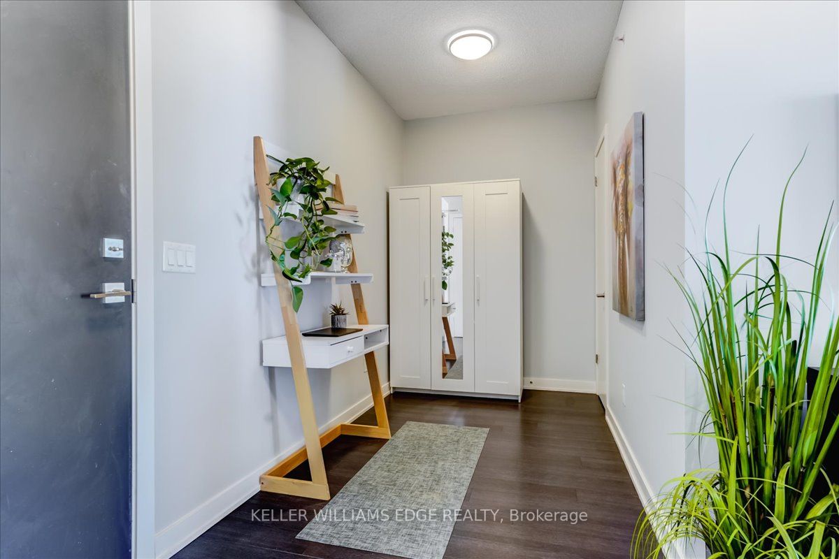 5230 Dundas St, #A626