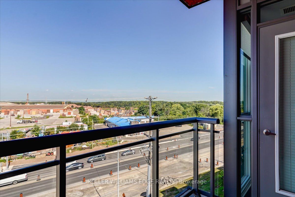 5230 Dundas St, #A626