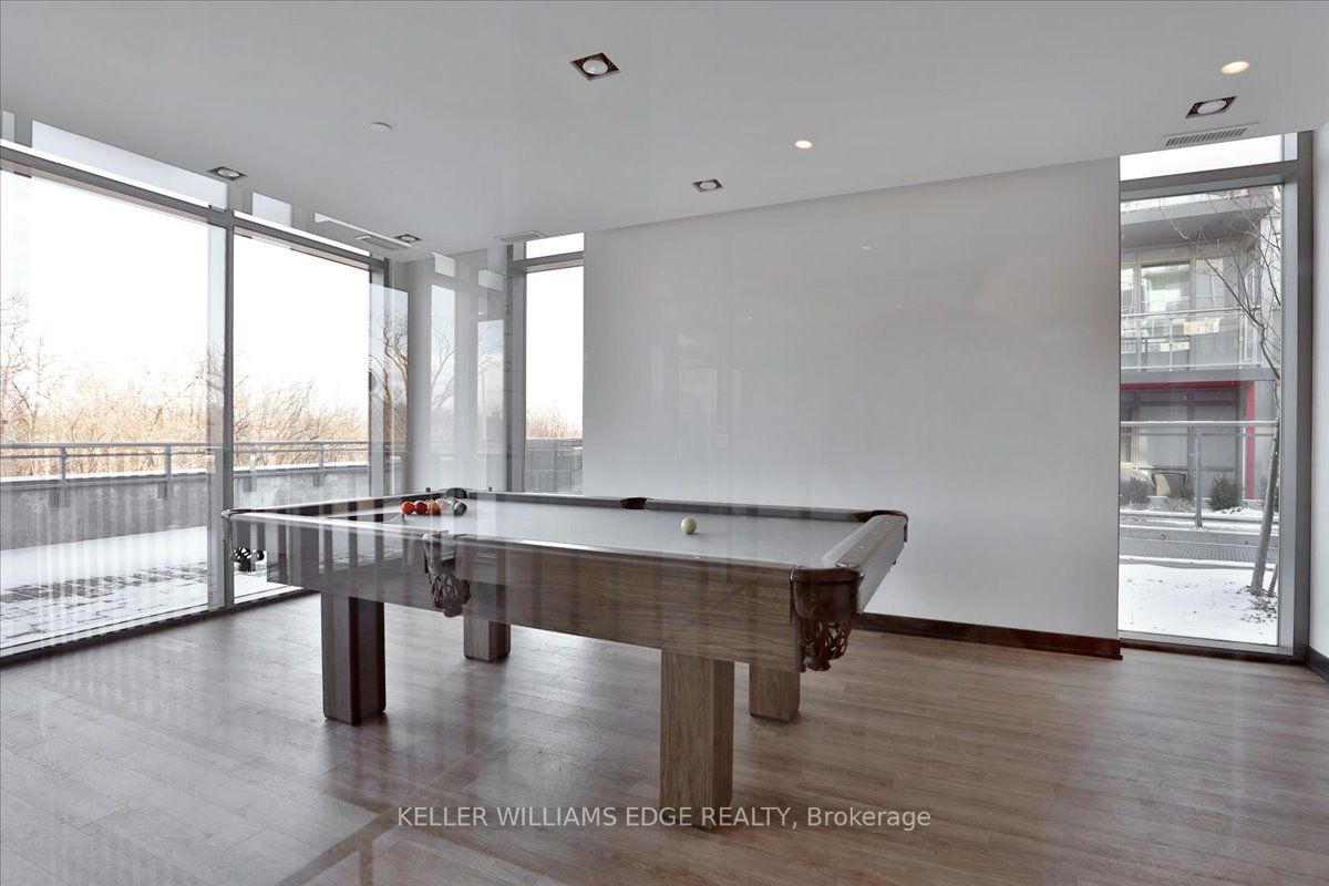 5230 Dundas St, #A626