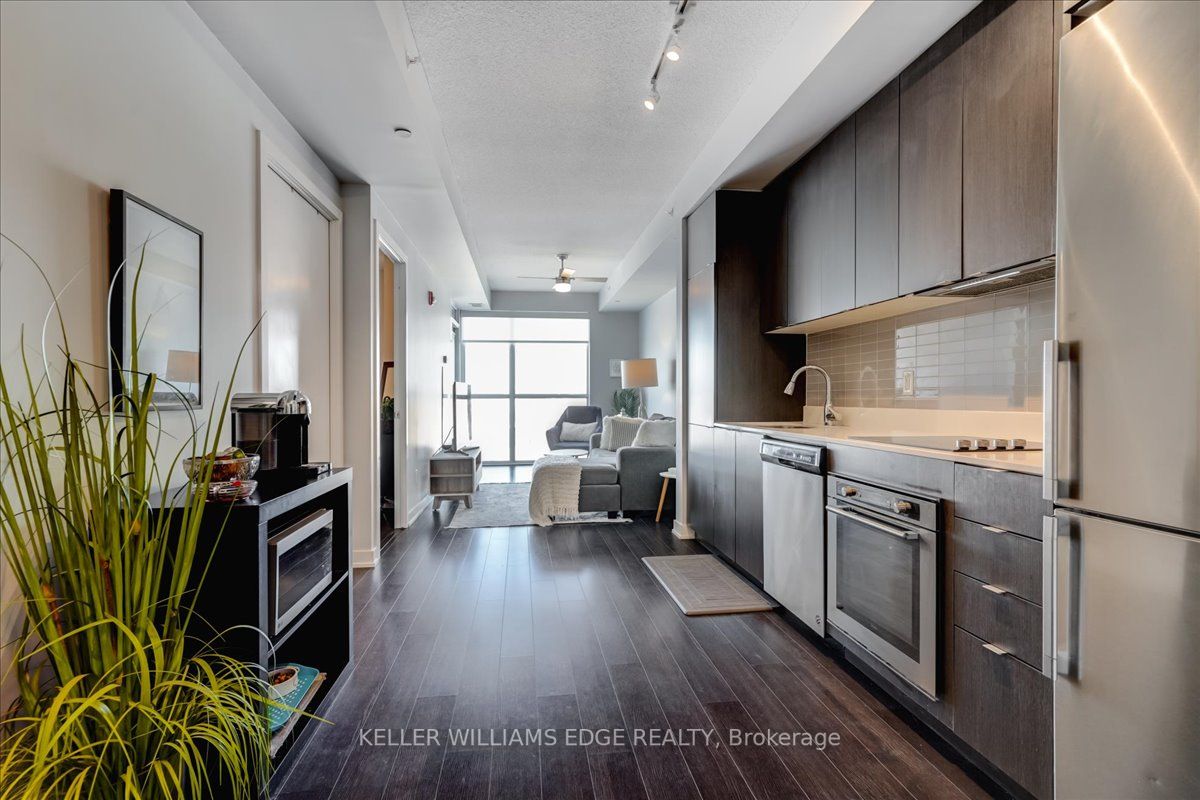 5230 Dundas St, #A626