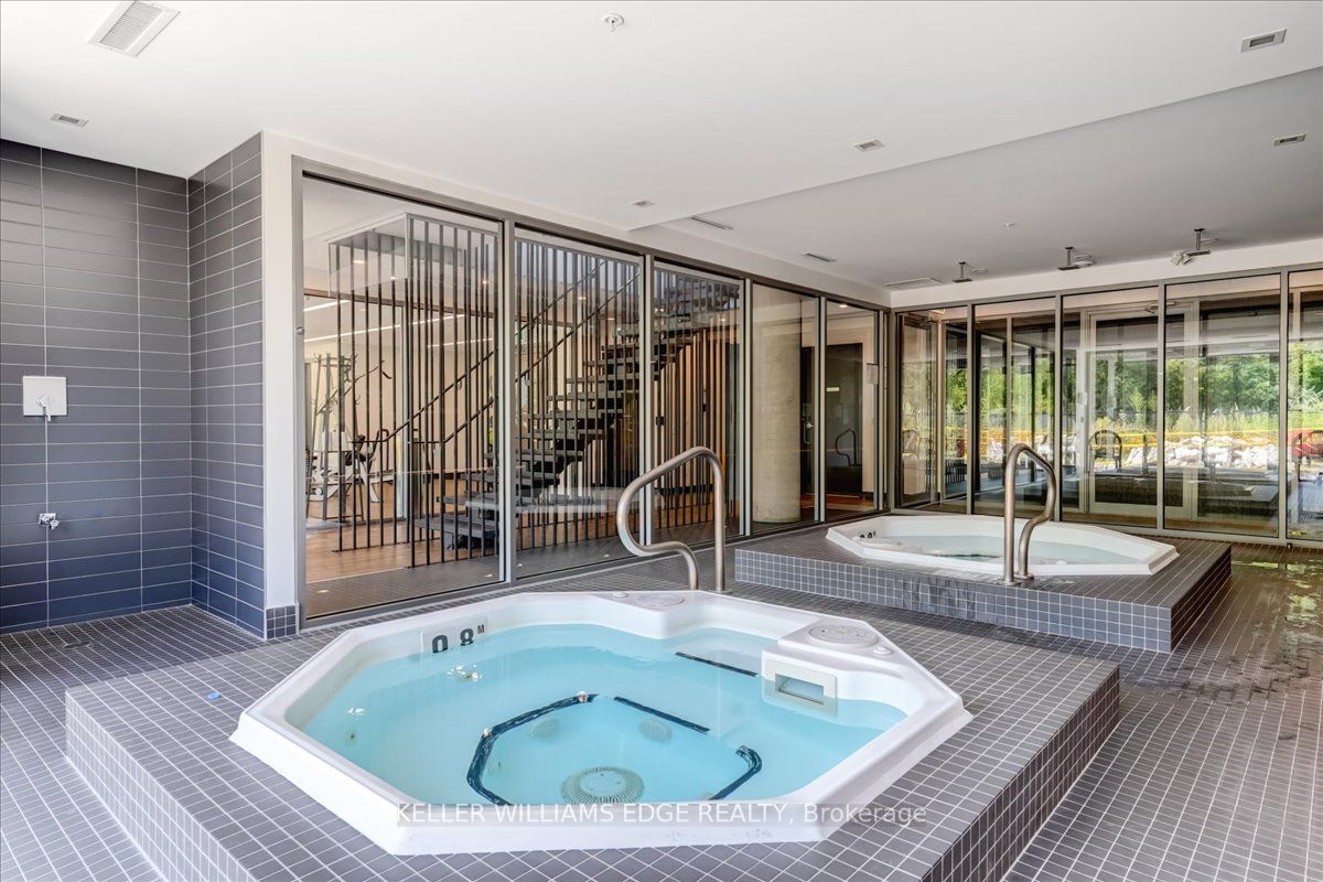 5230 Dundas St, #A626