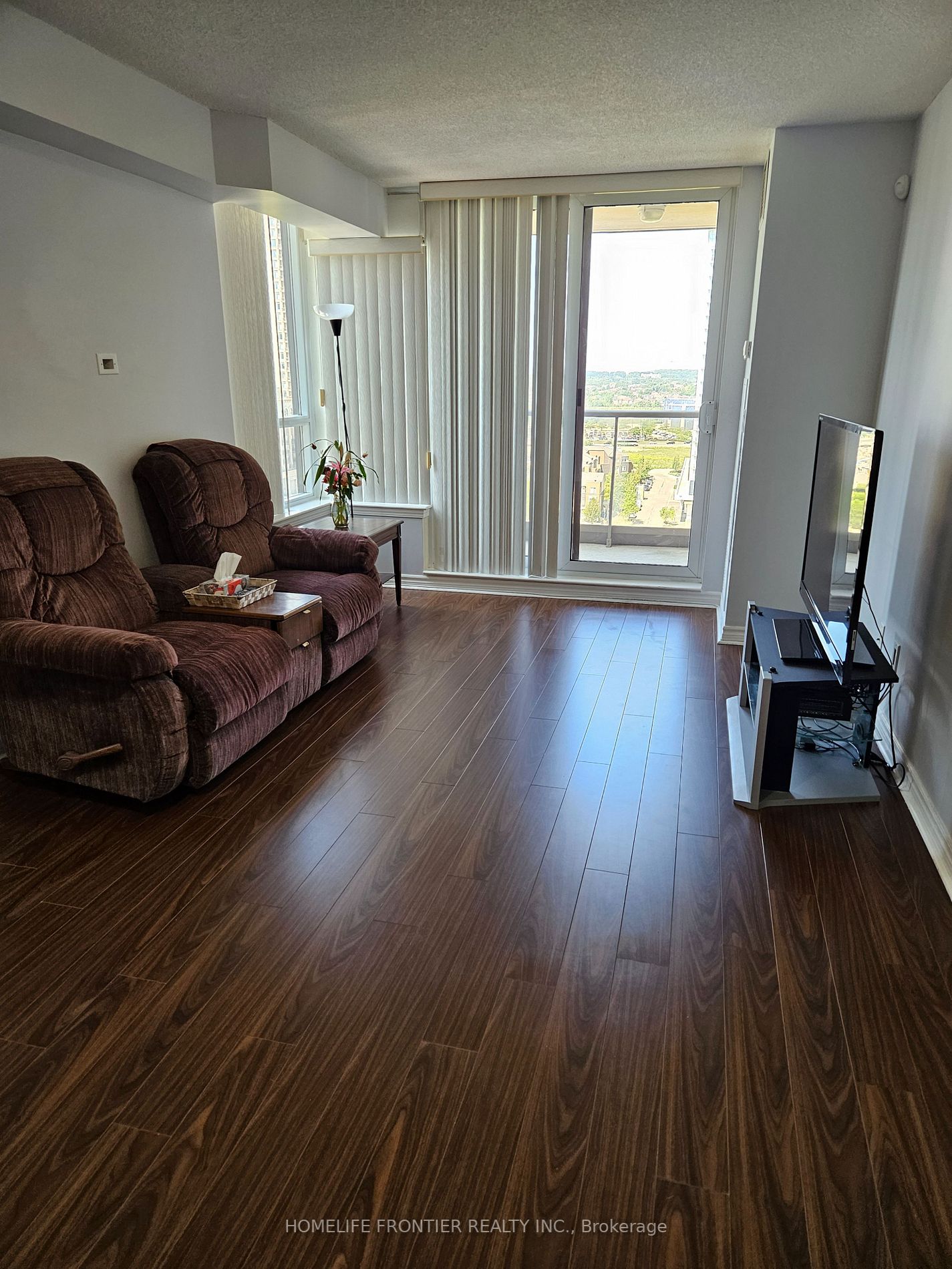 4090 Living Arts Dr, #1505