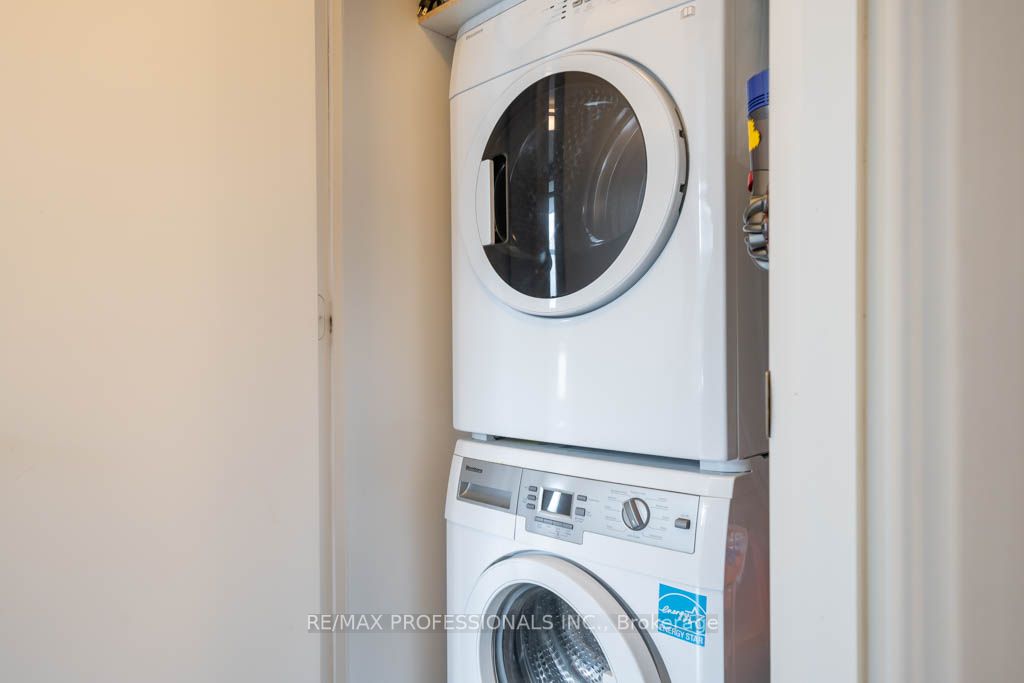 36 Park Lawn Rd, #501