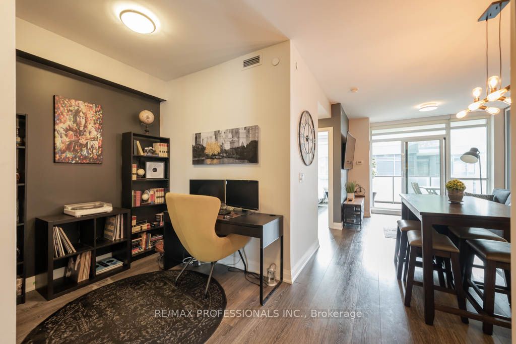 36 Park Lawn Rd, #501