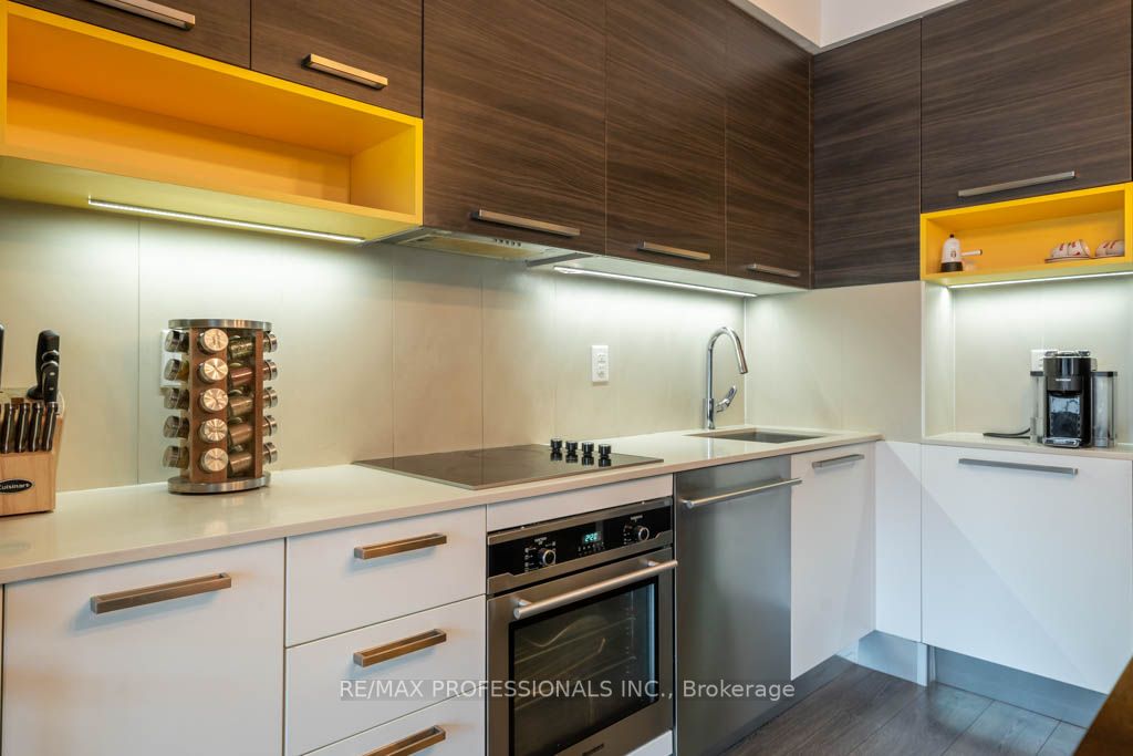 36 Park Lawn Rd, #501