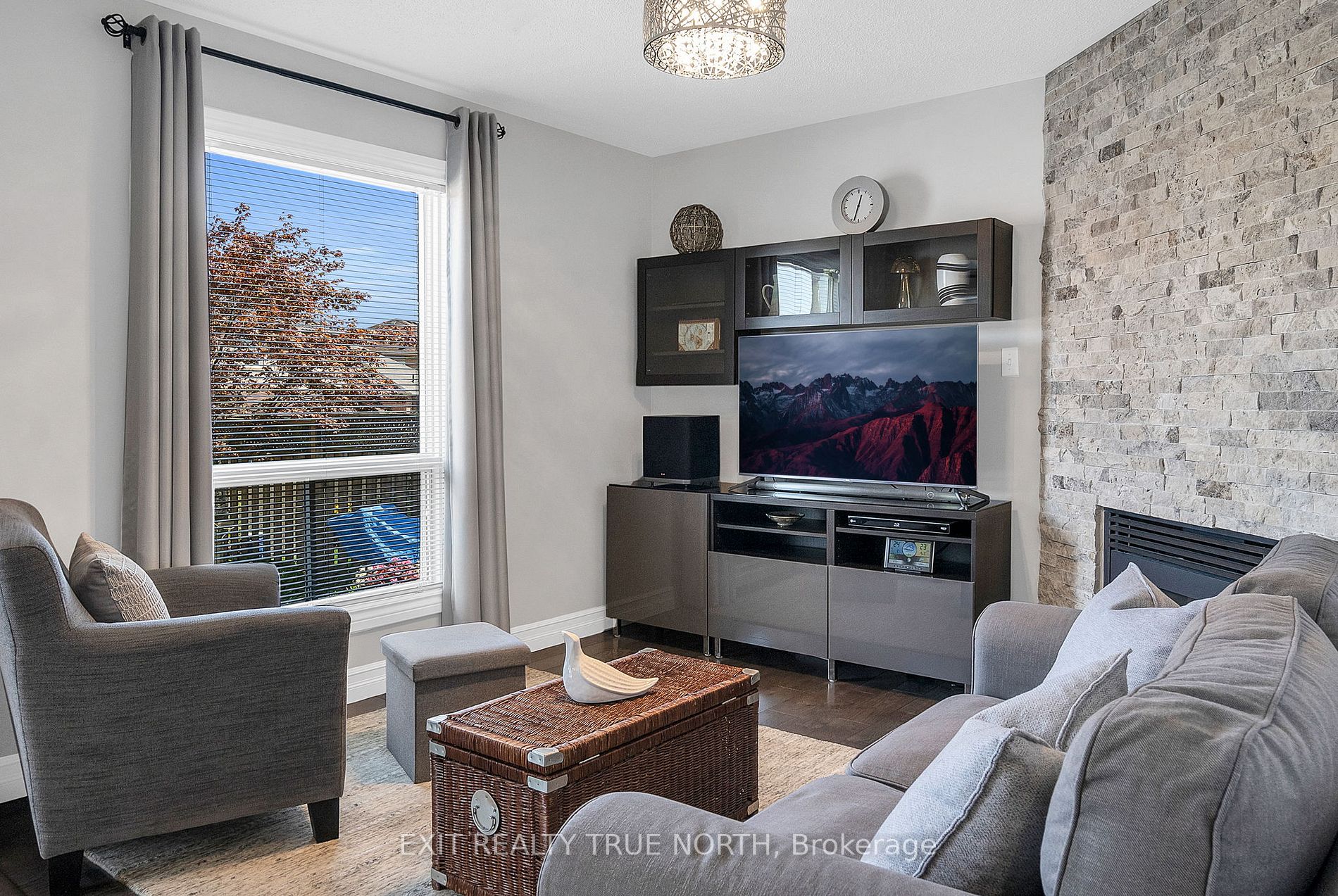28 Fairbank Court