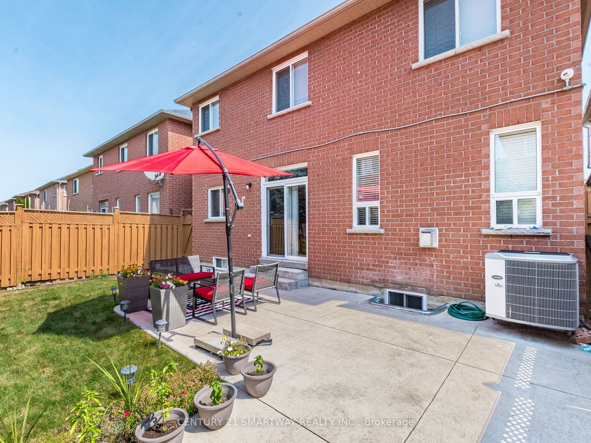 32 Ocean Ridge Dr