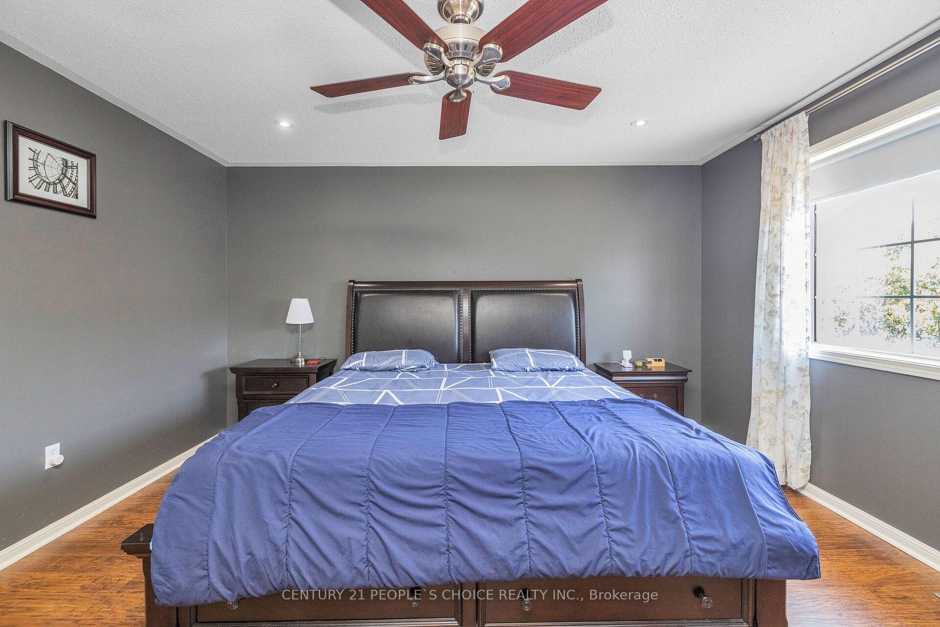 1051 Bowring Cres