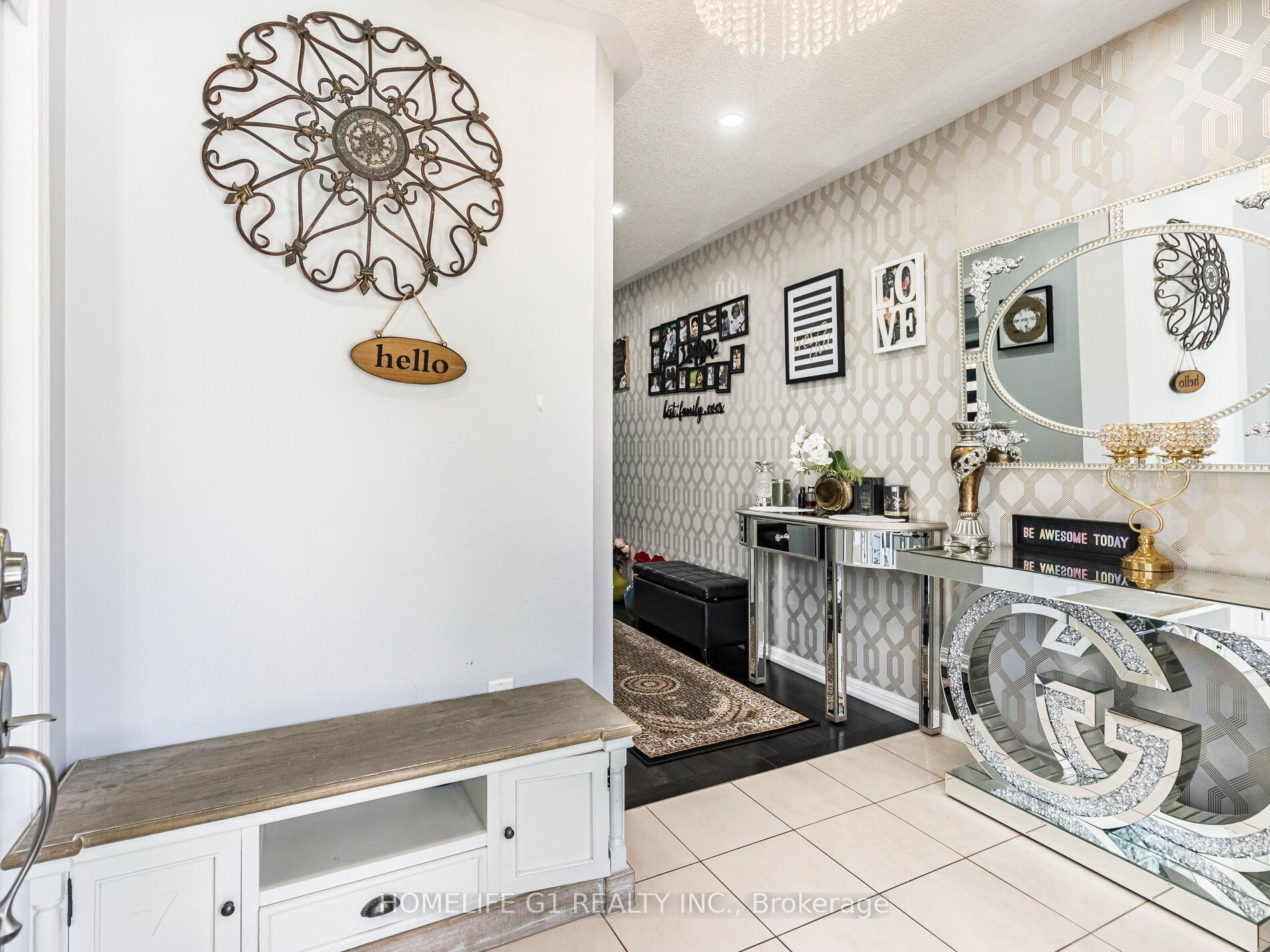 8 Locomotive Cres