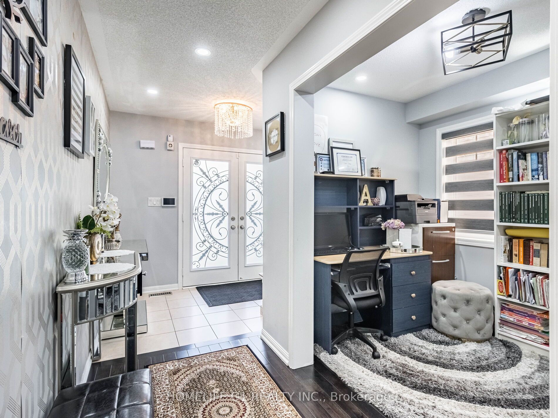8 Locomotive Cres