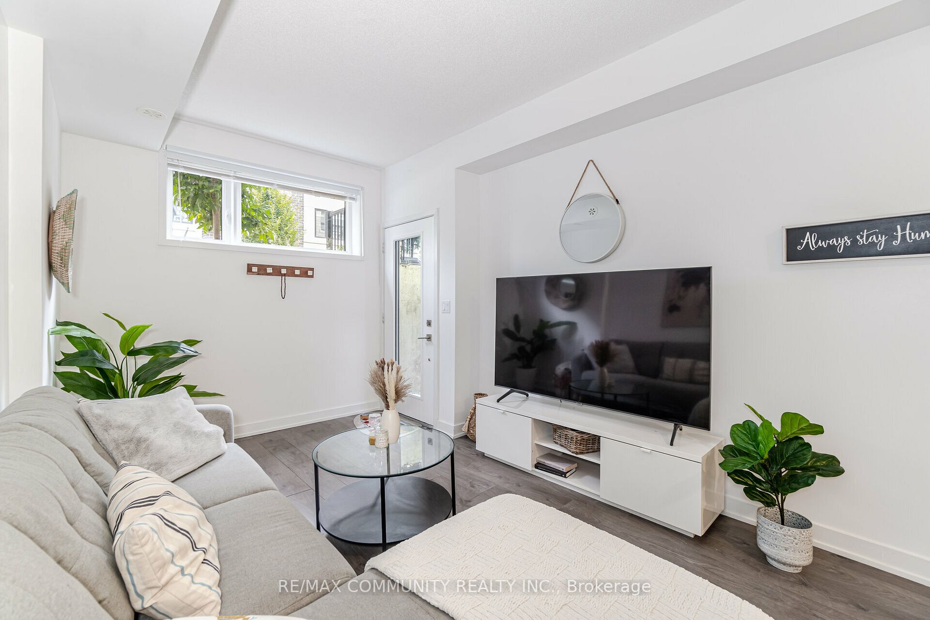 1141 Cooke Blvd, #409