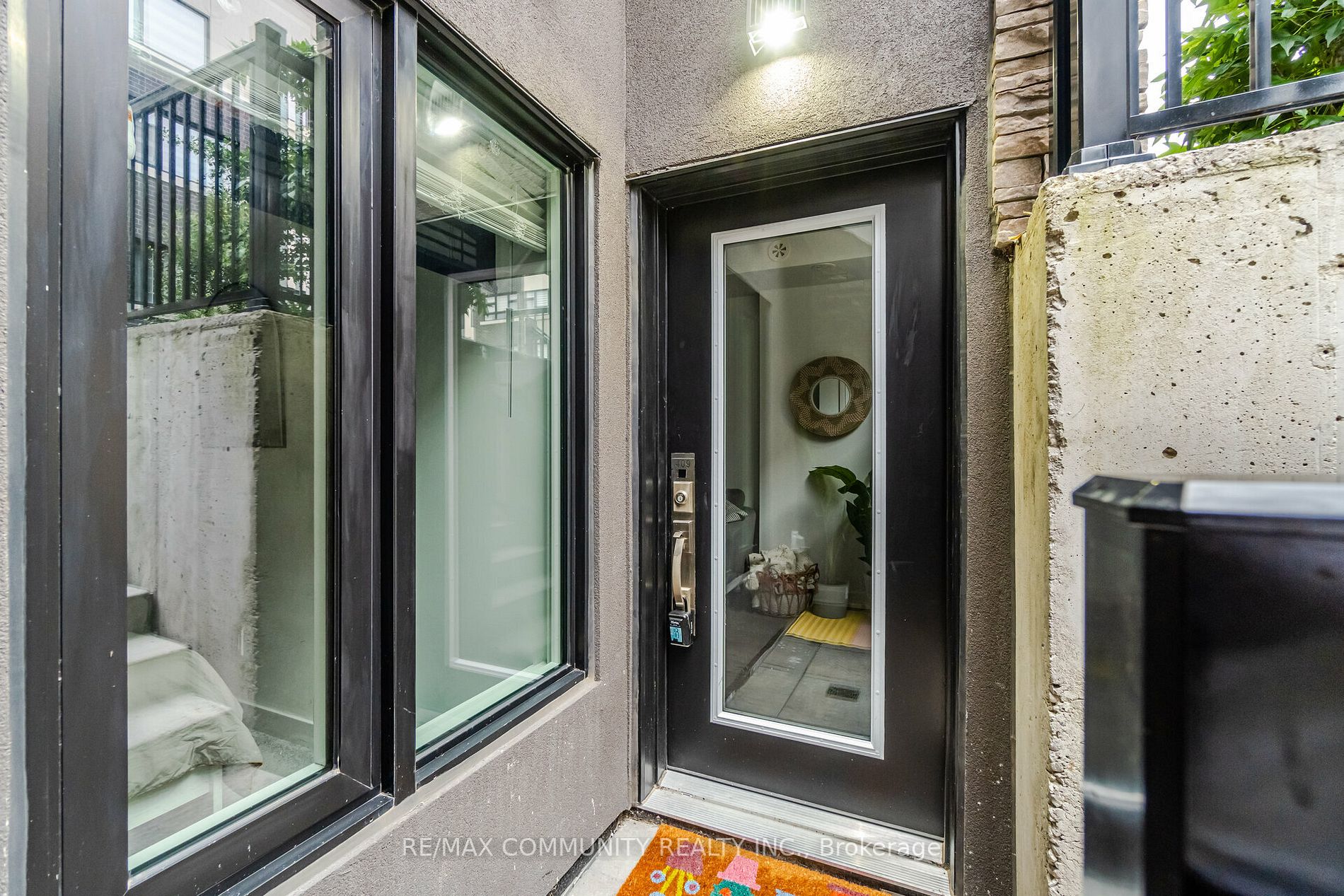 1141 Cooke Blvd, #409
