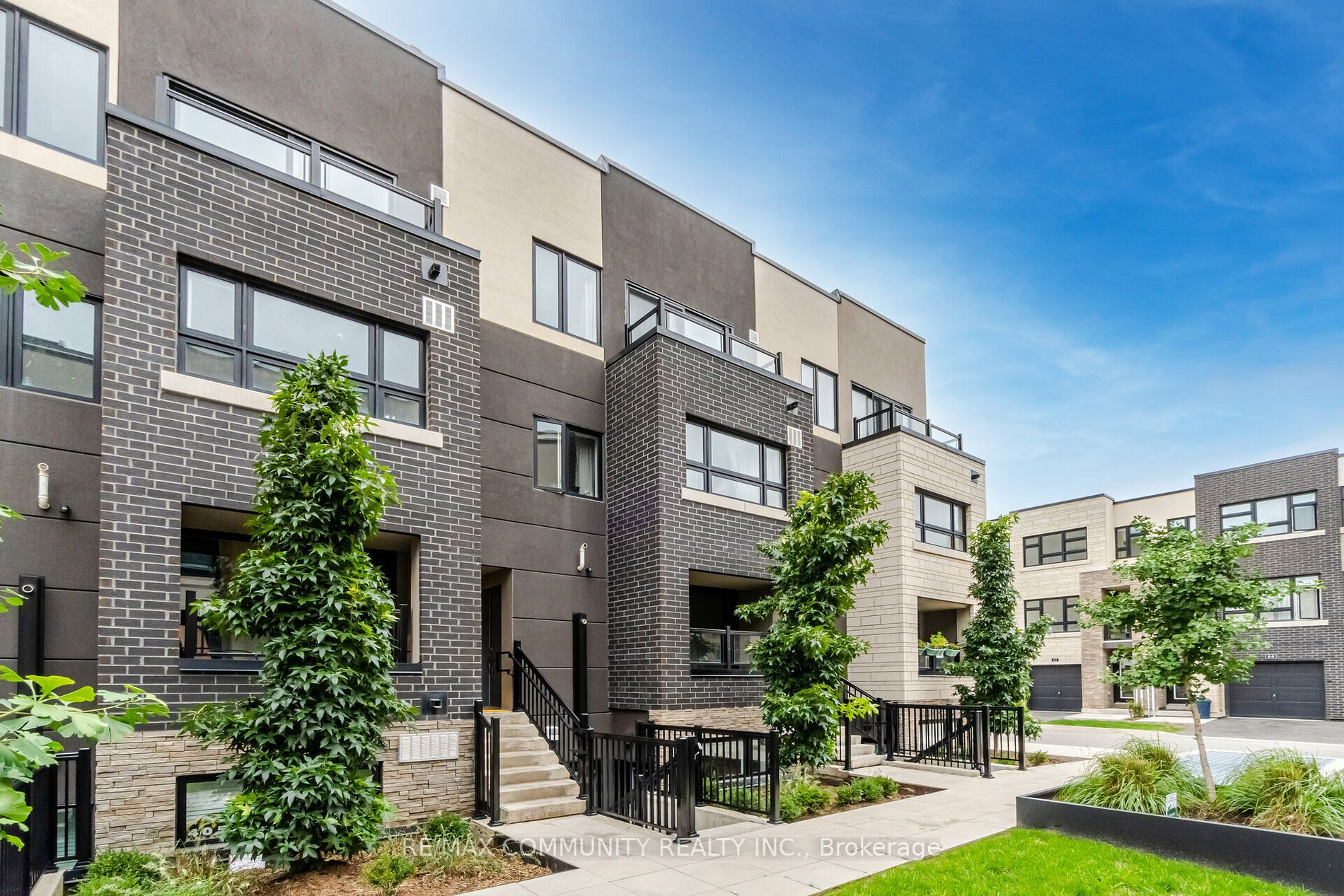 1141 Cooke Blvd, #409