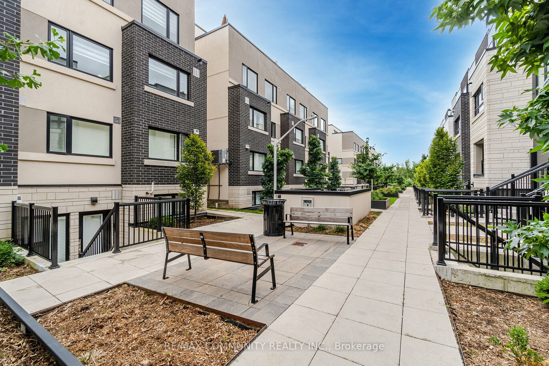 1141 Cooke Blvd, #409