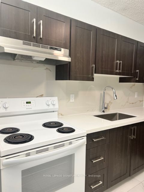 4673 Jane St, #410
