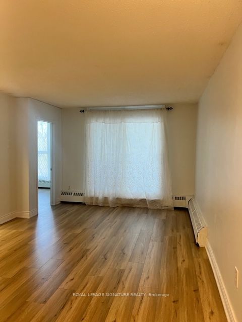 4673 Jane St, #410