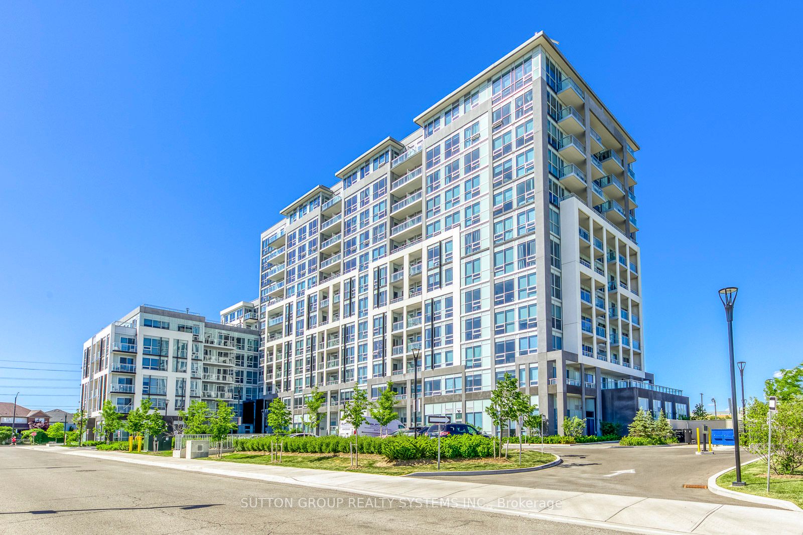 1050 Main St E, #103