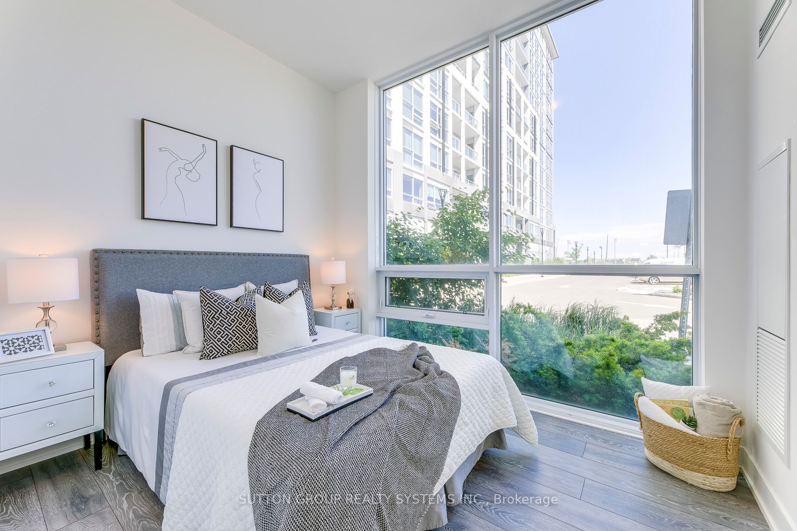 1050 Main St E, #103