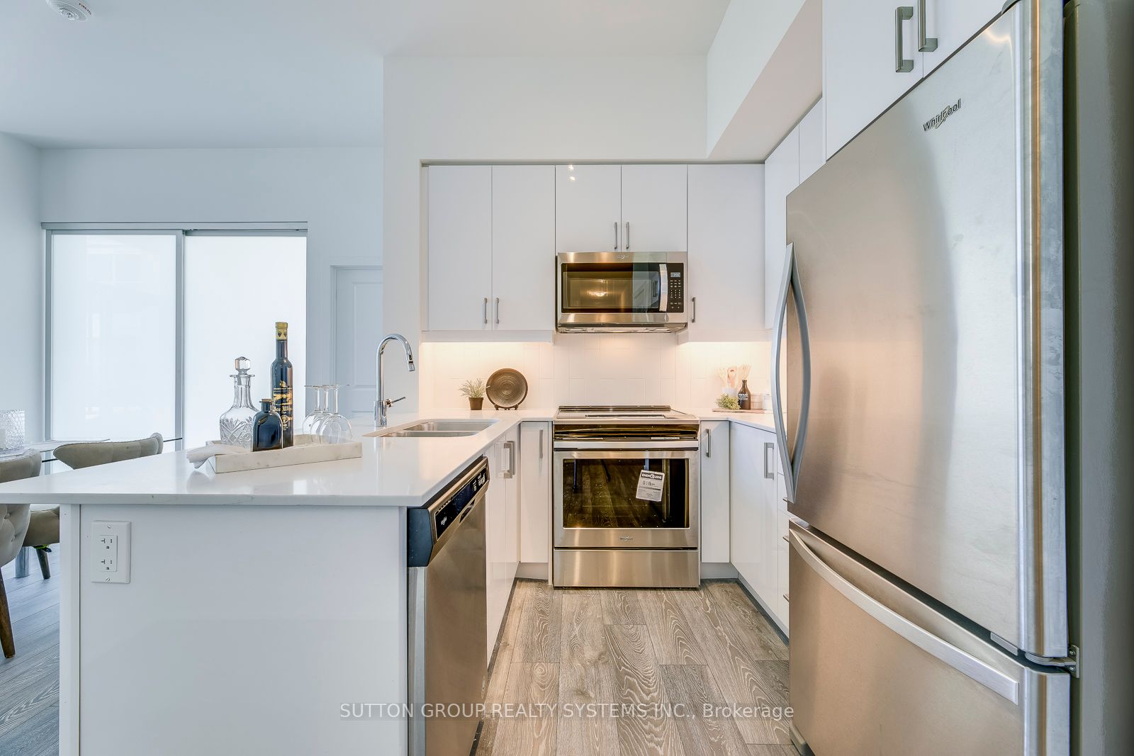 1050 Main St E, #103