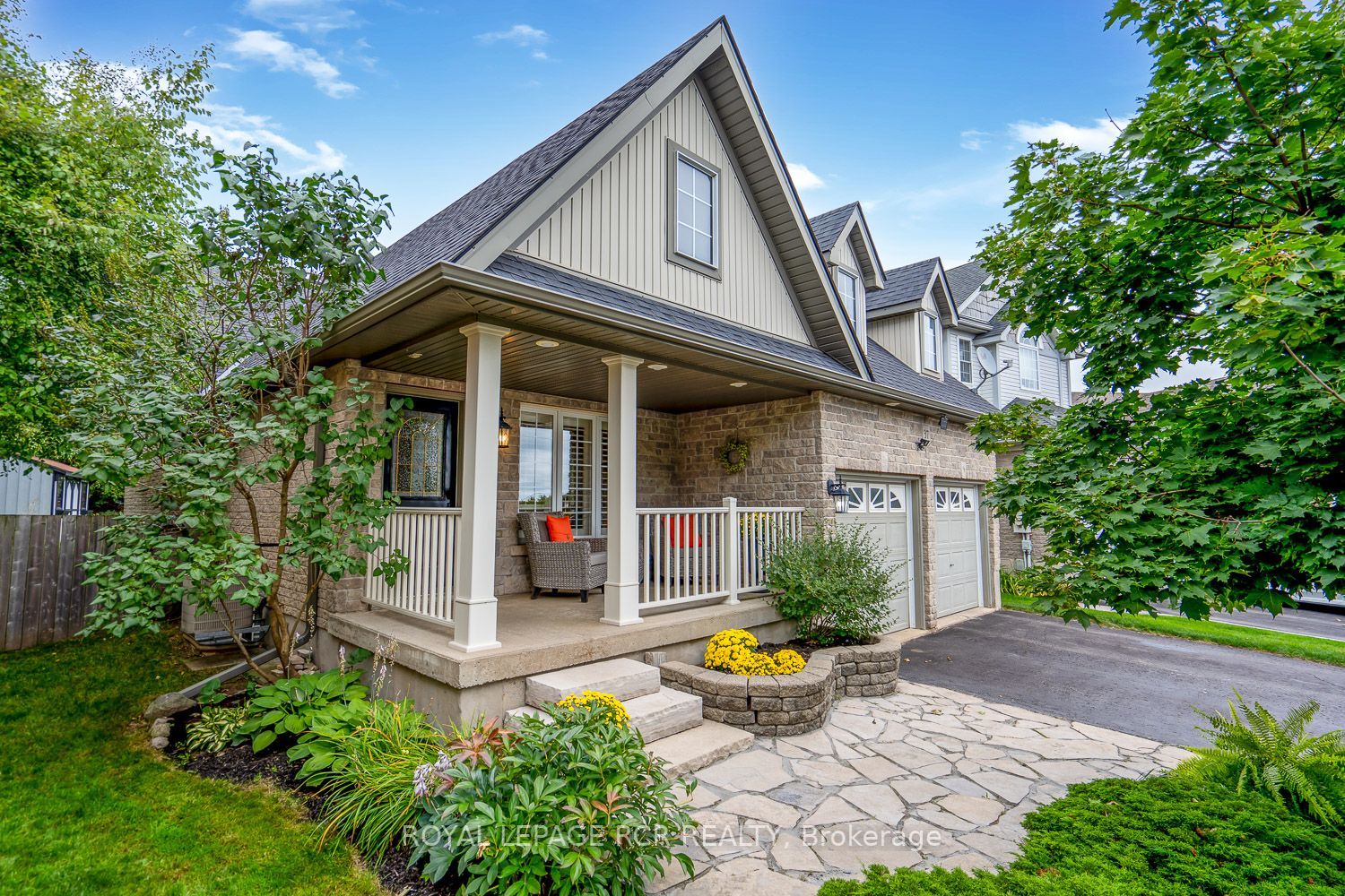 37 Althorp Dr