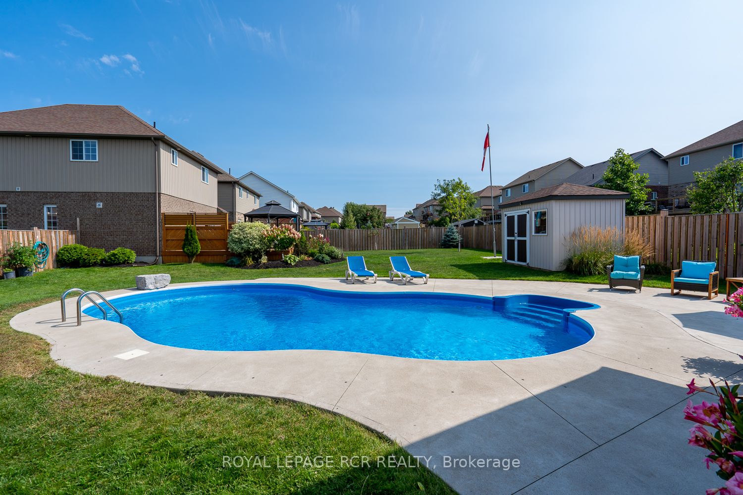 20 Dinnick Cres