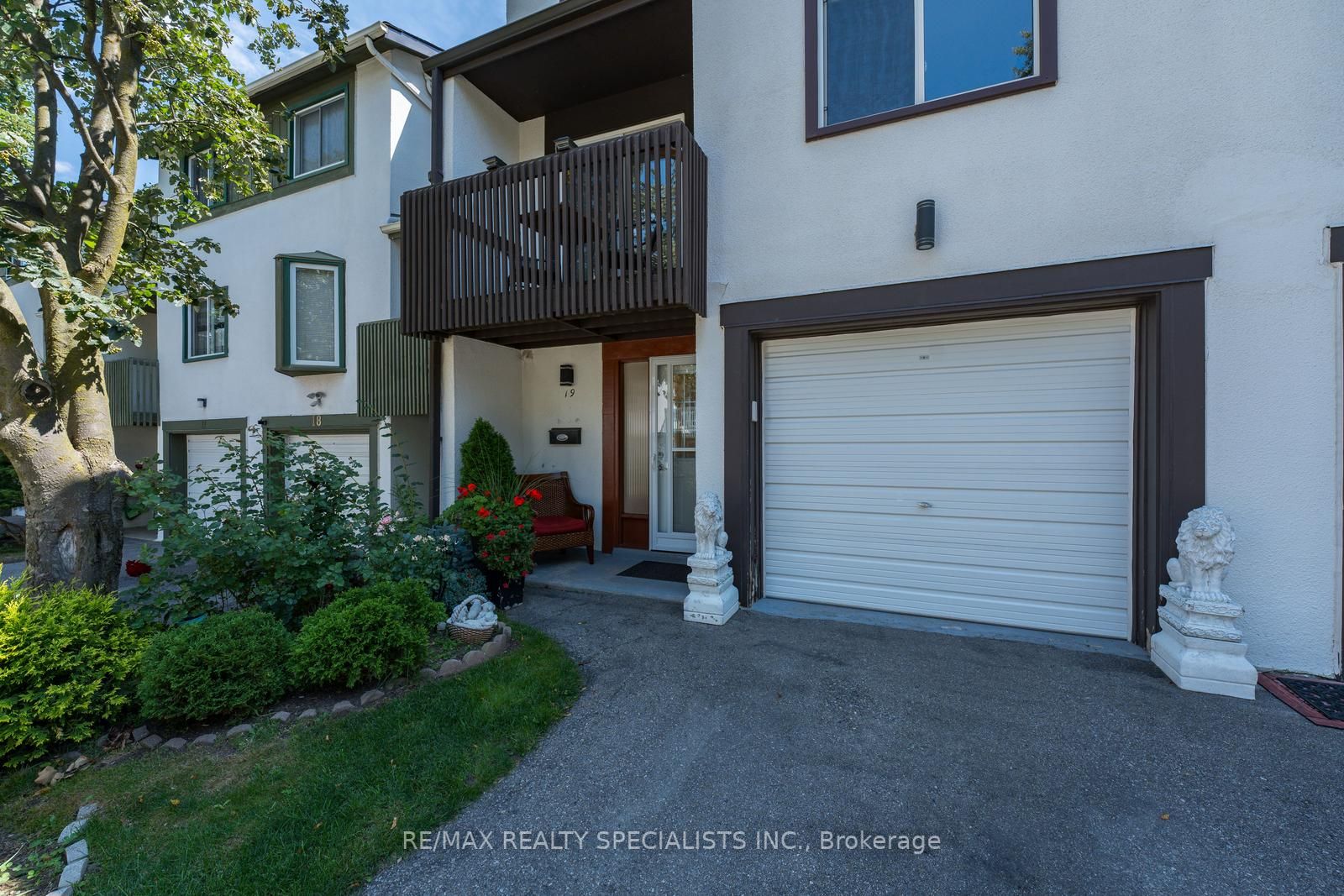 2651 Aquitaine Ave, #19