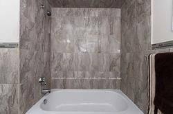 12 Ridgemore Cres