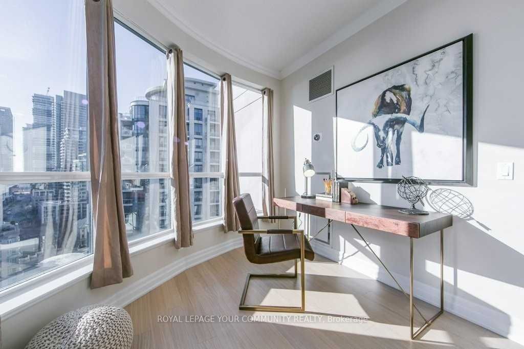 2083 Lake Shore Blvd W, #1412