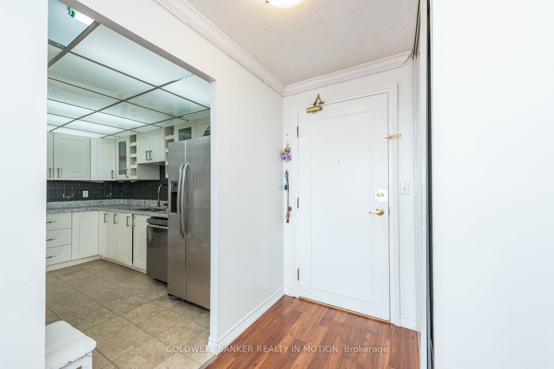 155 Hillcrest Ave, #905