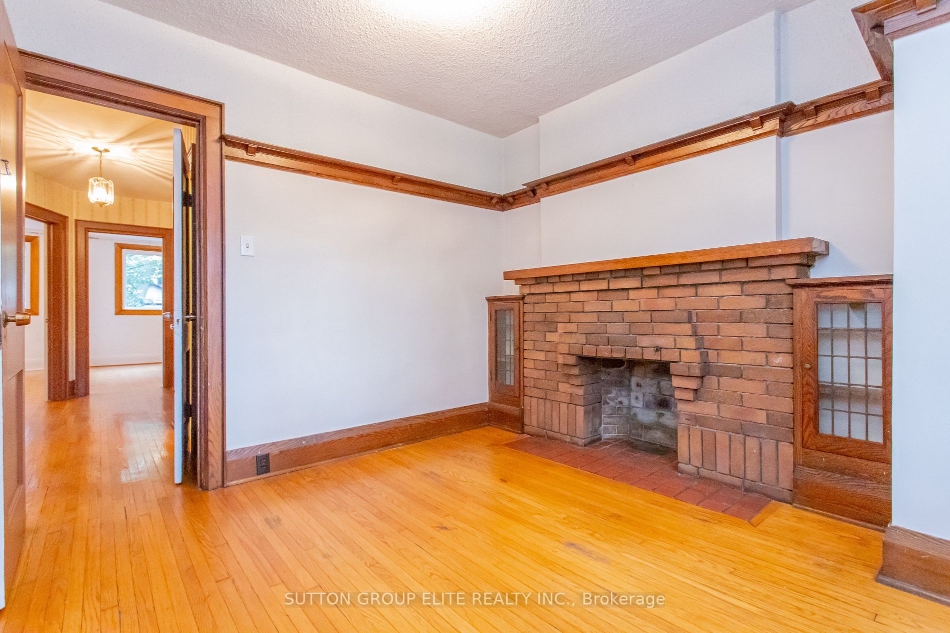 313 Willard Ave