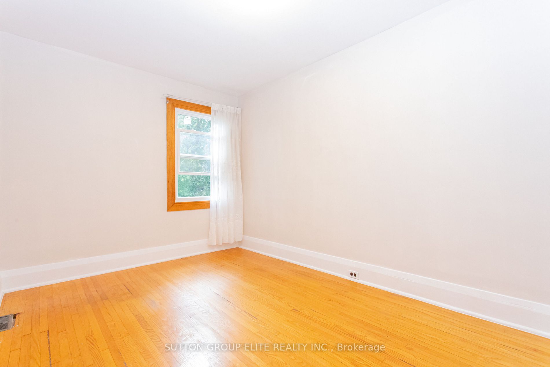 313 Willard Ave