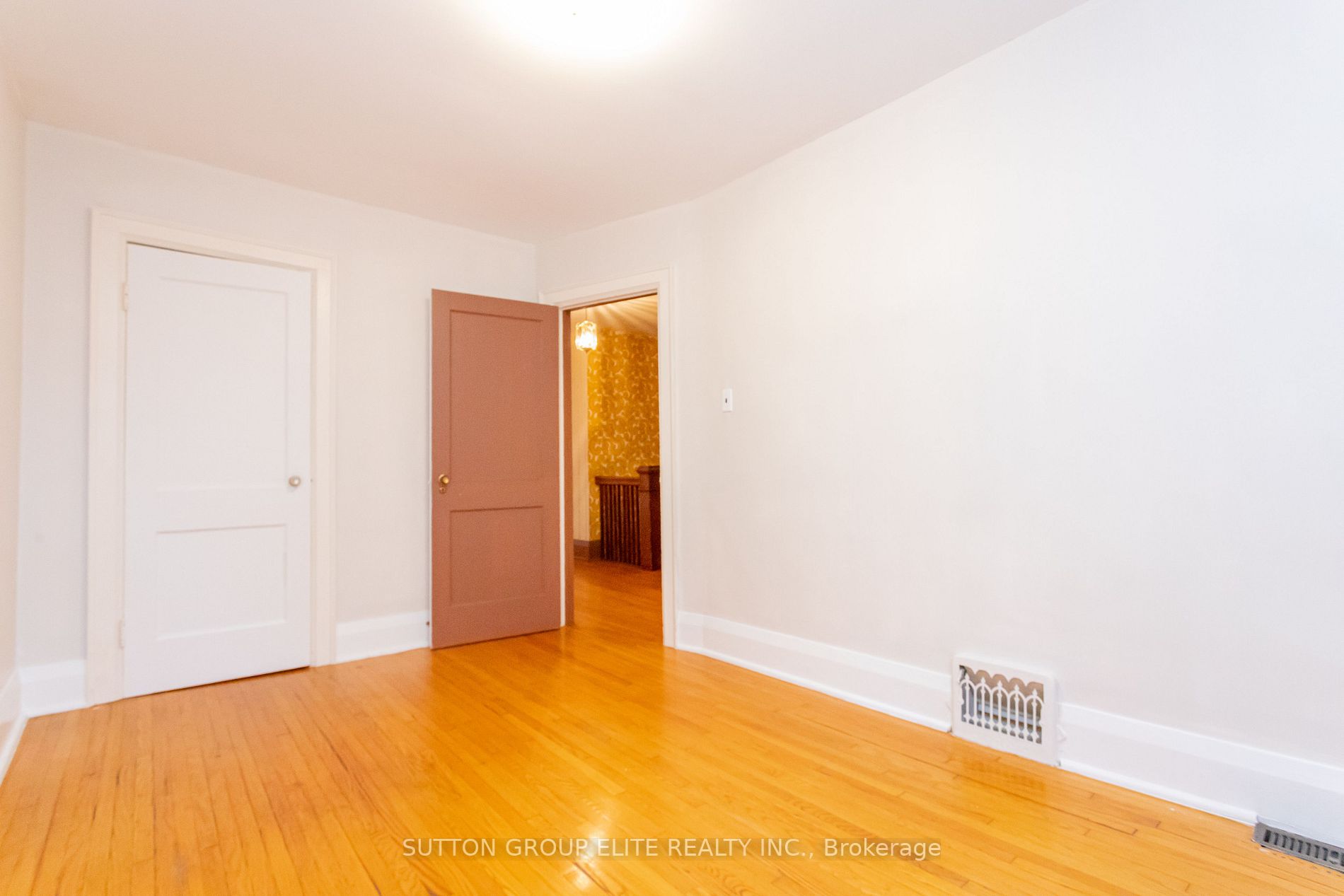 313 Willard Ave