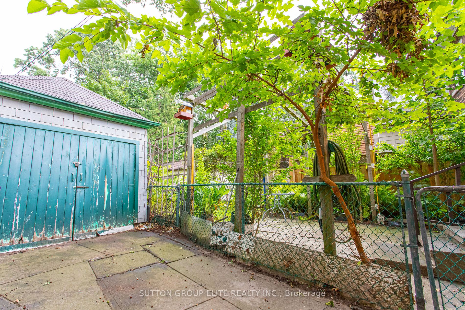 313 Willard Ave