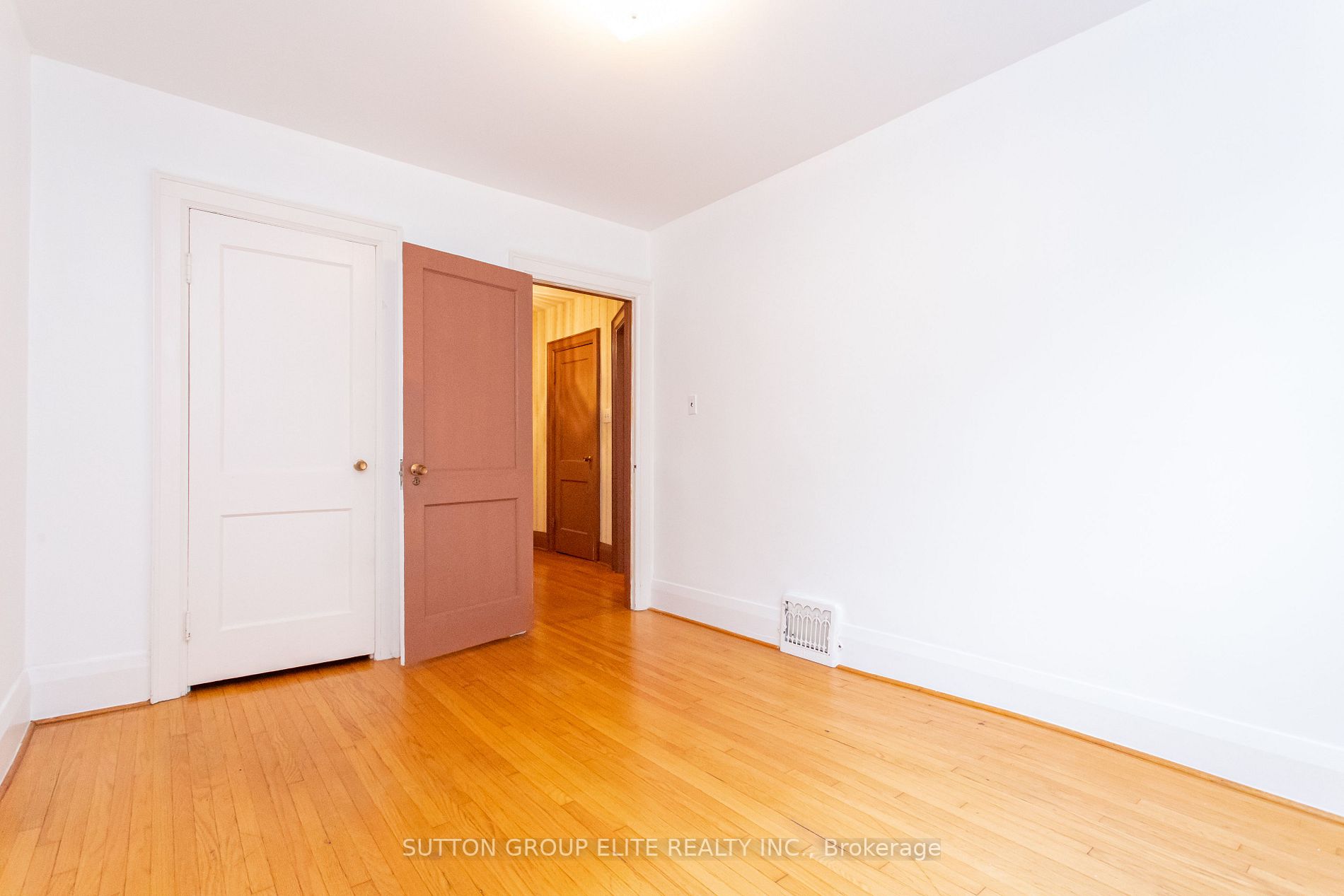 313 Willard Ave