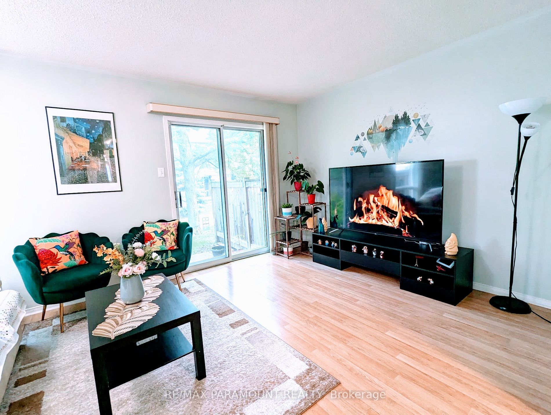 37 Wickstead Crt, #37
