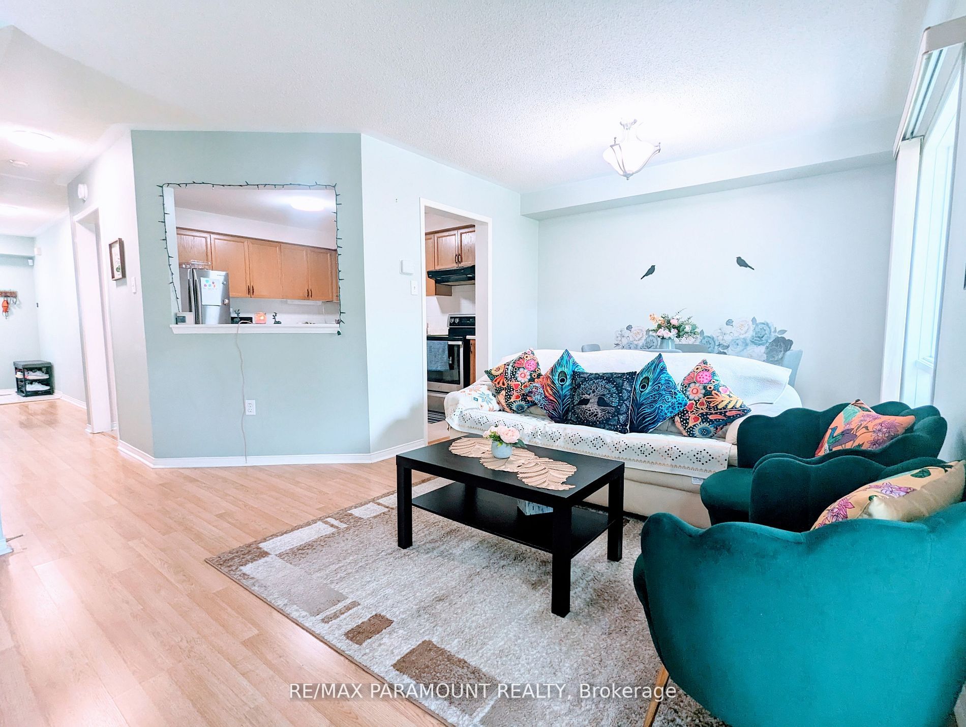 37 Wickstead Crt, #37