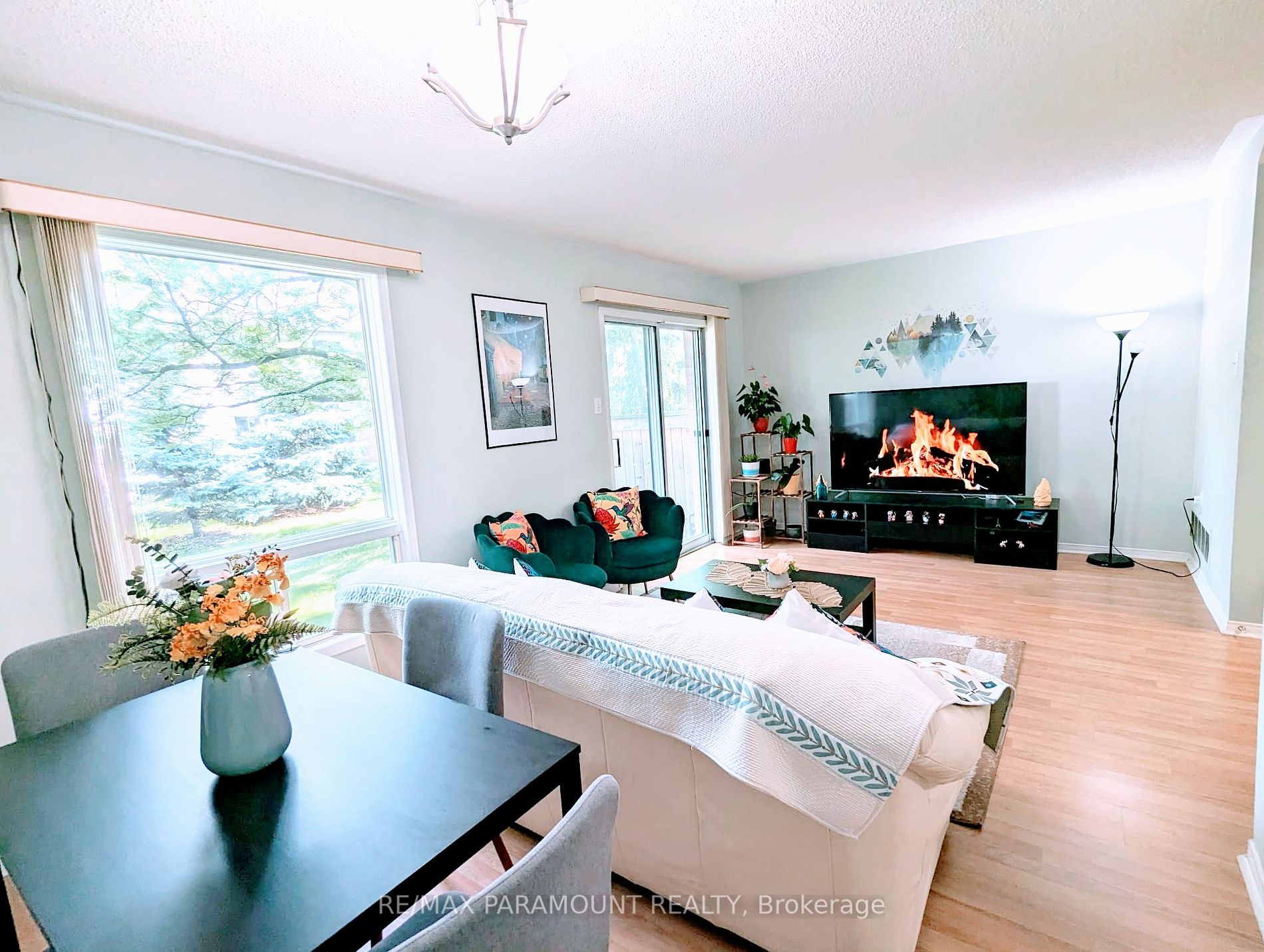 37 Wickstead Crt, #37