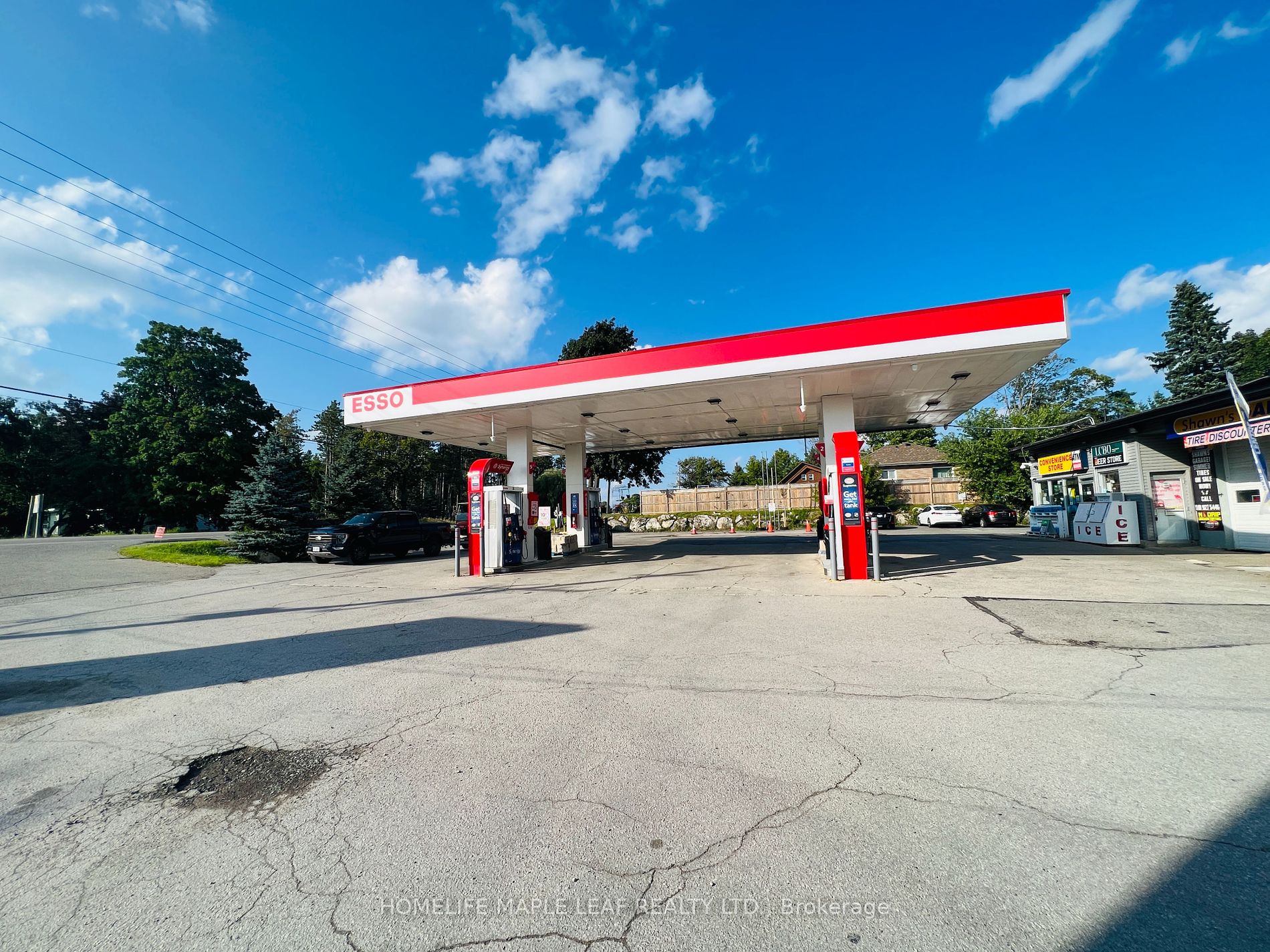 1521 Charleston Sideroad