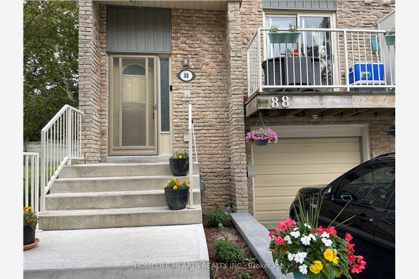 60 Hanson Rd, Mississauga