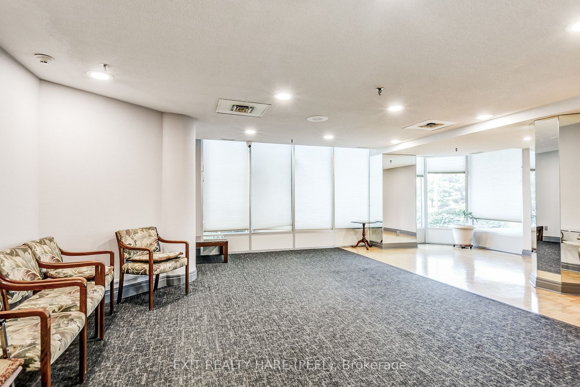330 Mill St S, #1205
