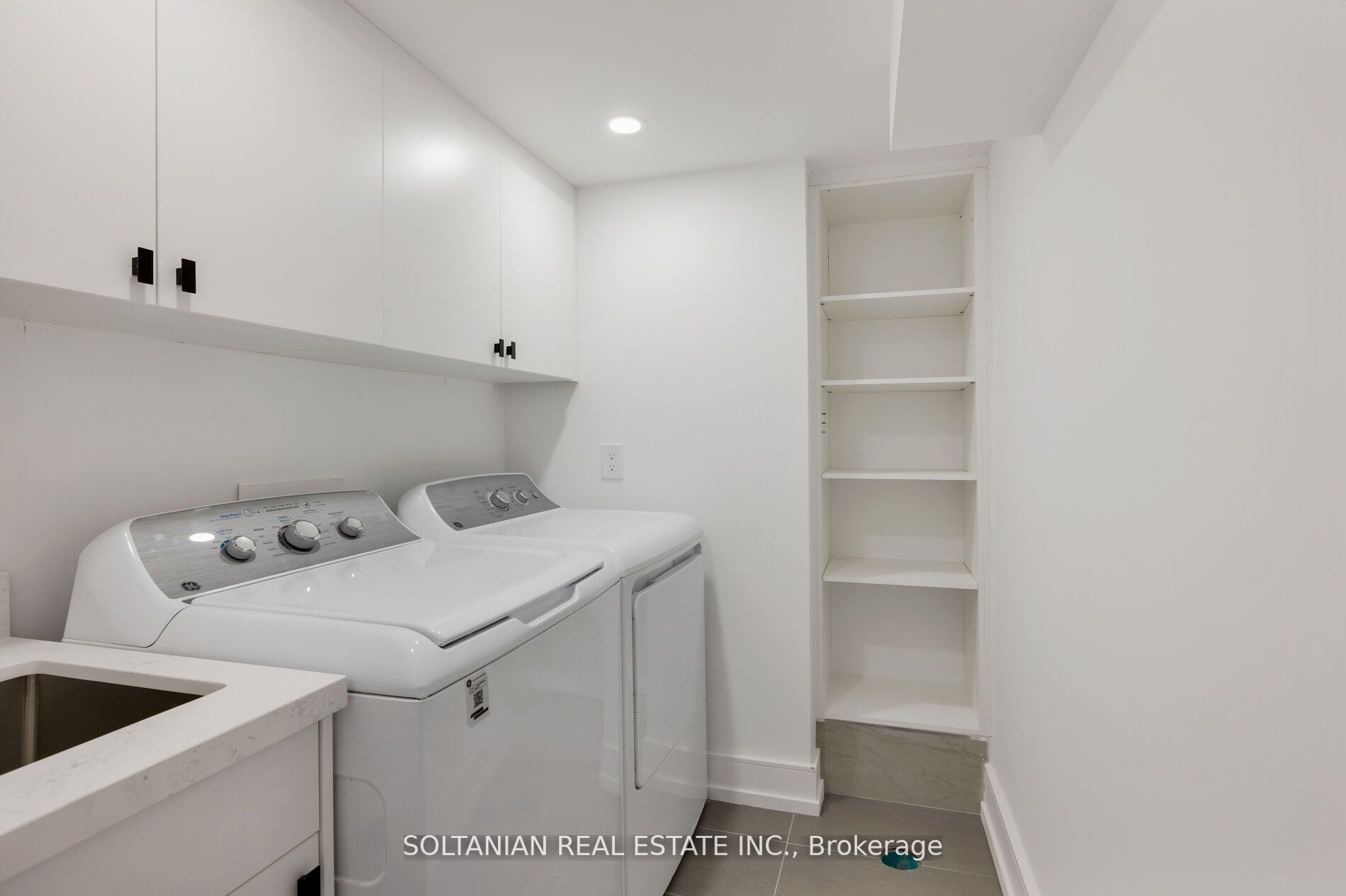 37 Burnfield Ave
