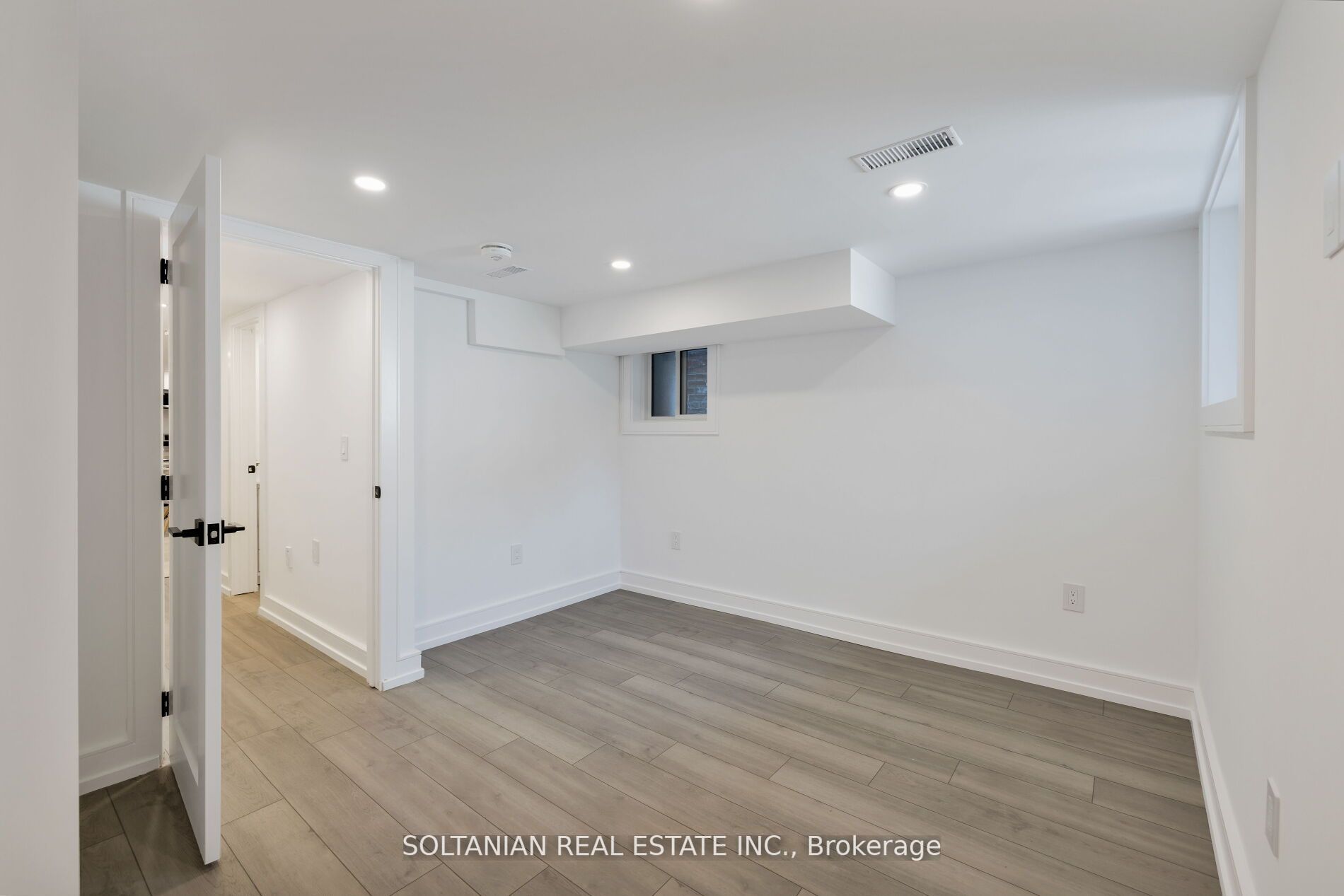 37 Burnfield Ave
