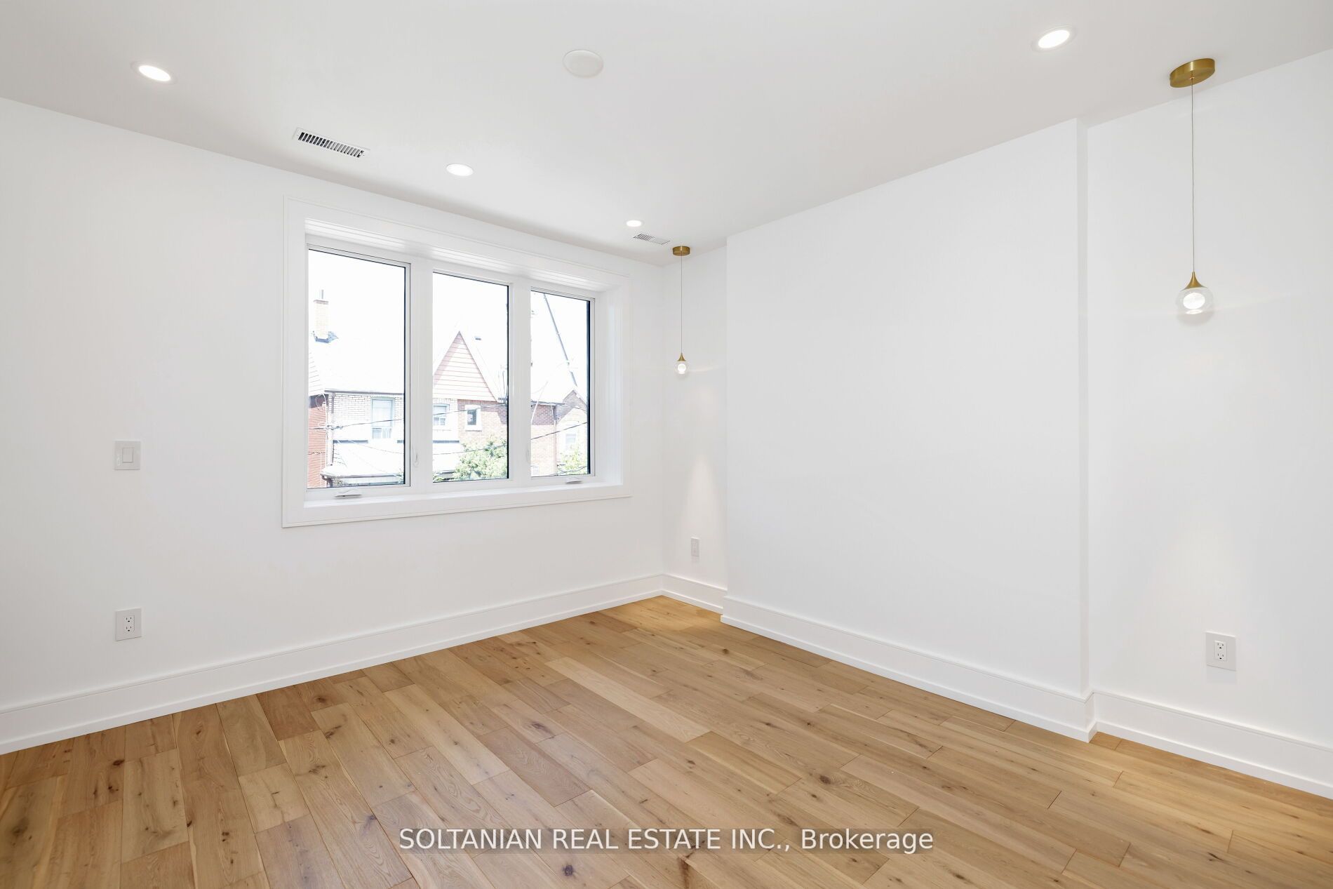 37 Burnfield Ave