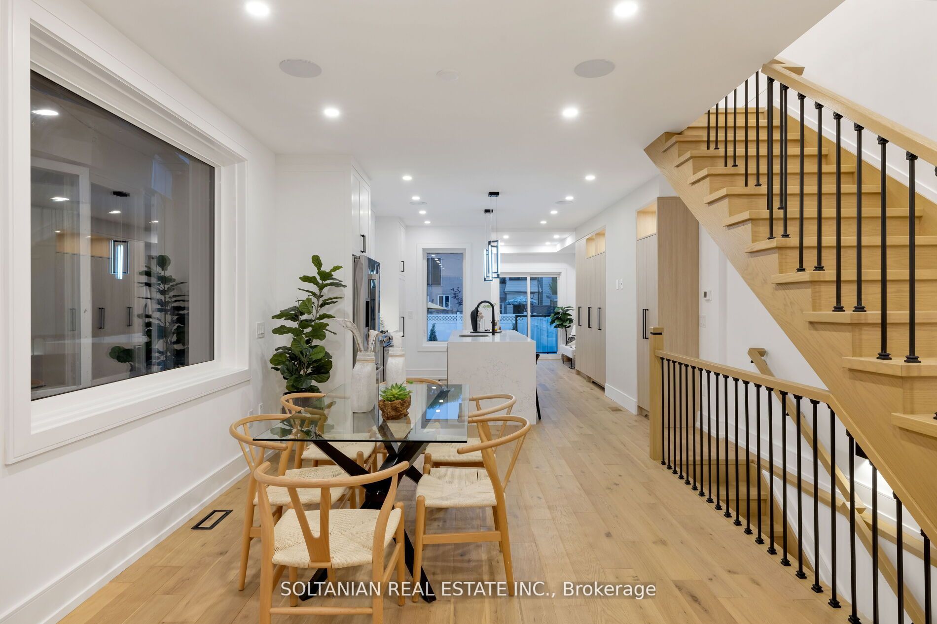 37 Burnfield Ave