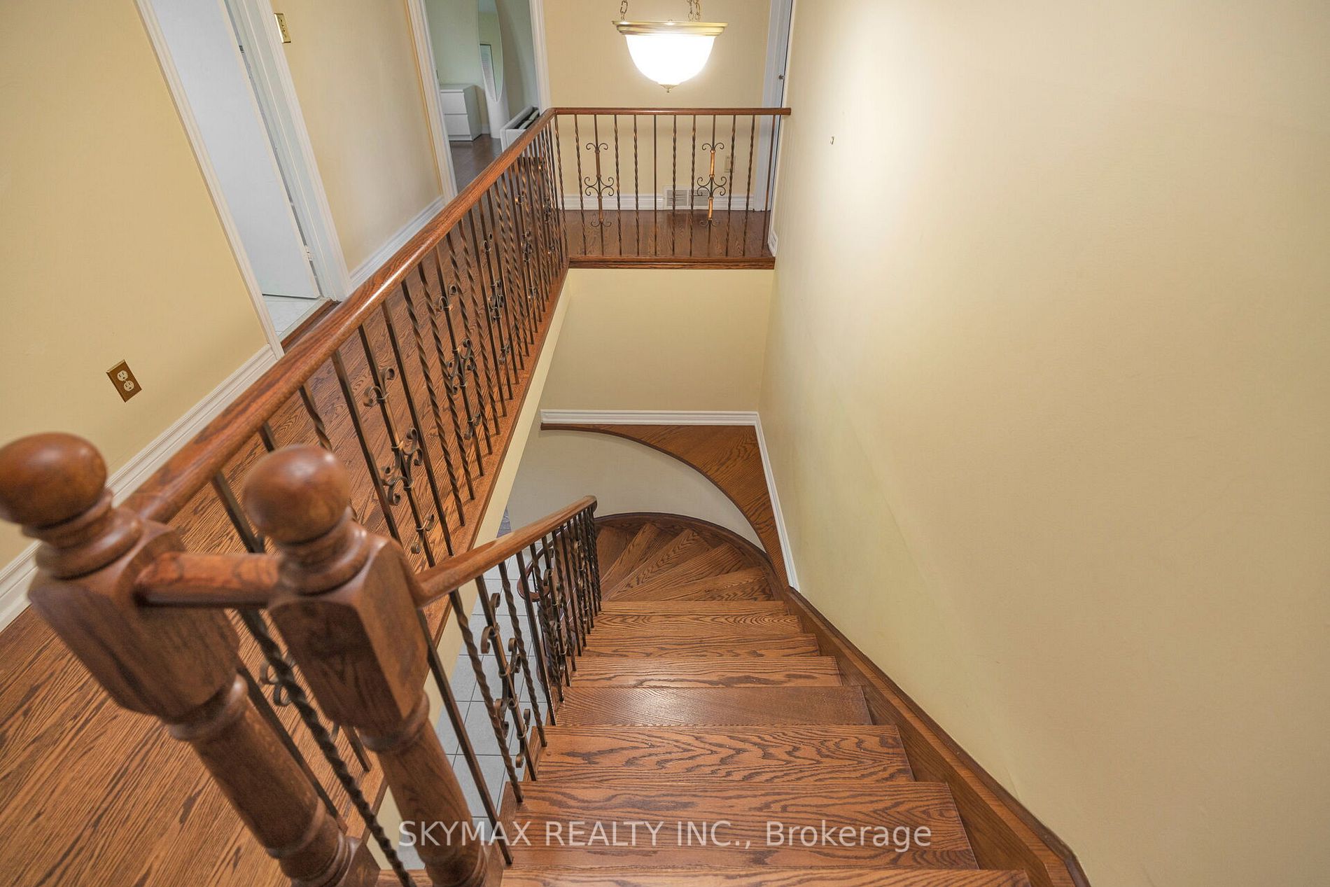 8873 Creditview Rd