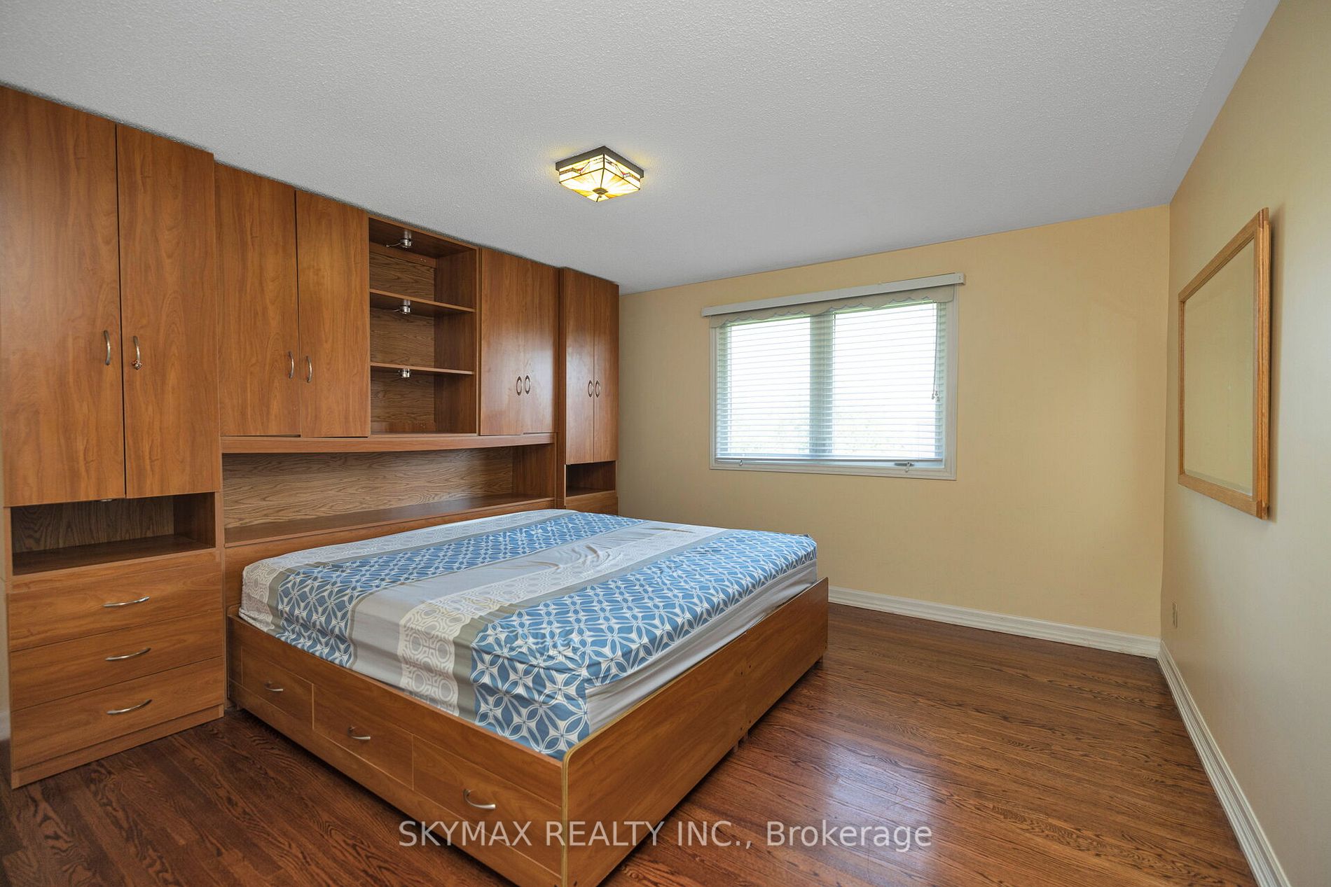 8873 Creditview Rd