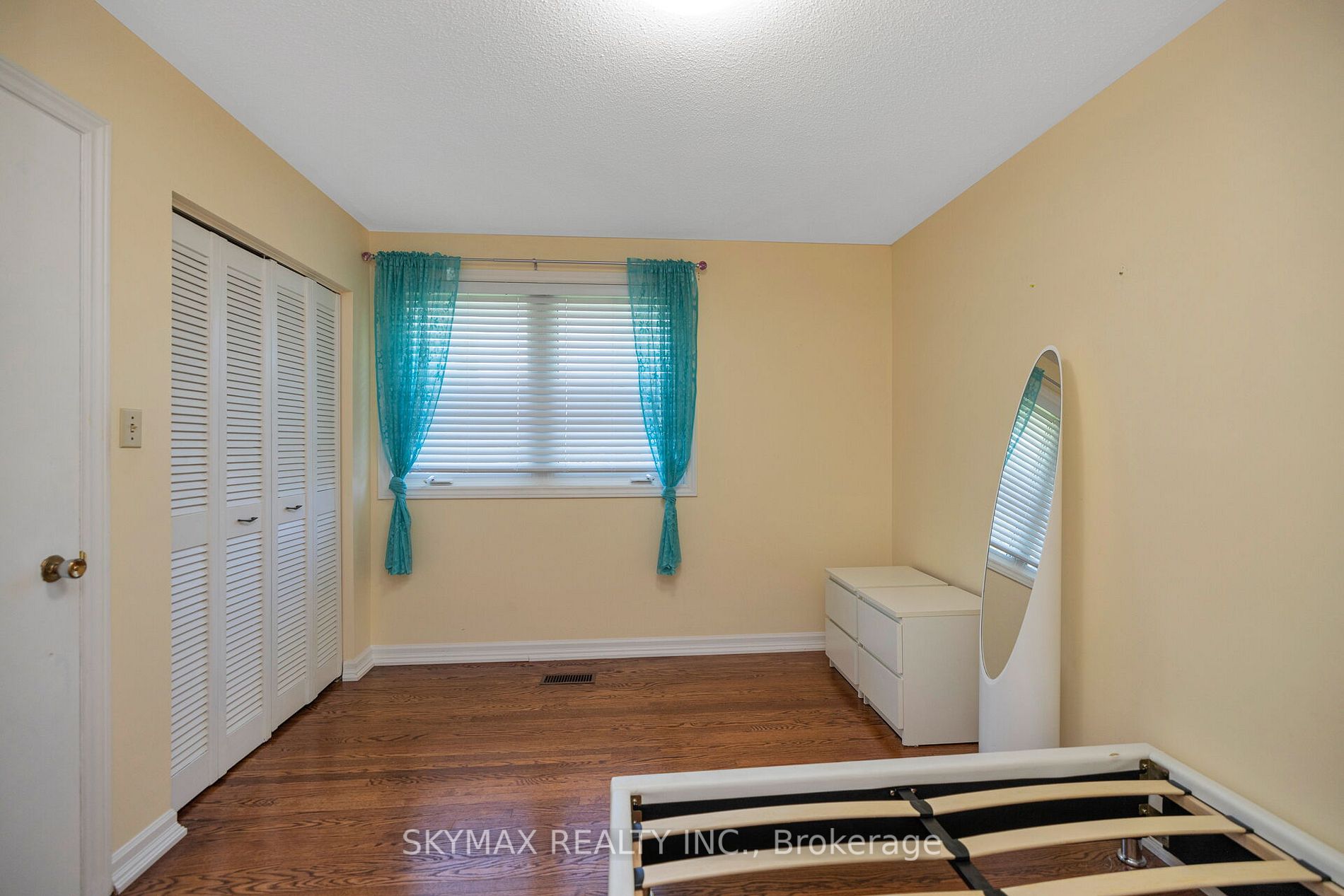 8873 Creditview Rd
