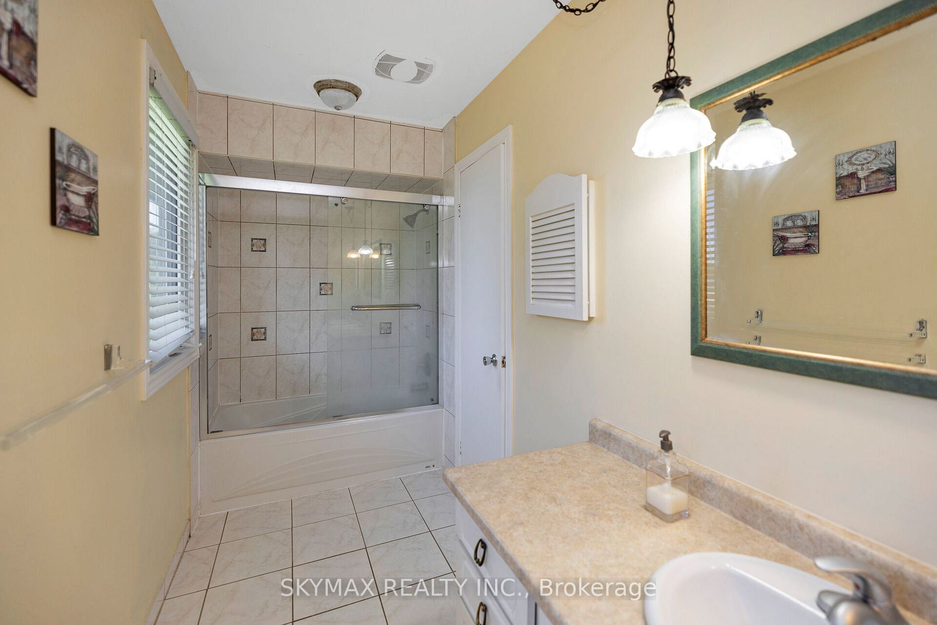 8873 Creditview Rd
