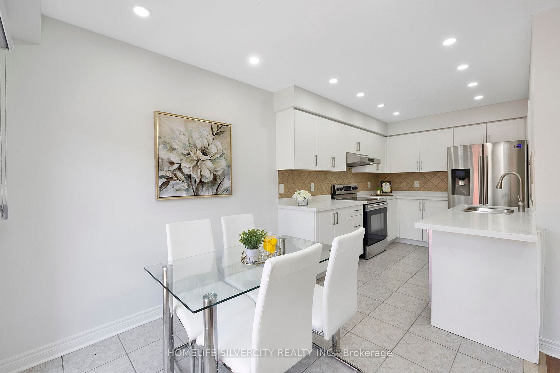 165 Desert Sand Dr