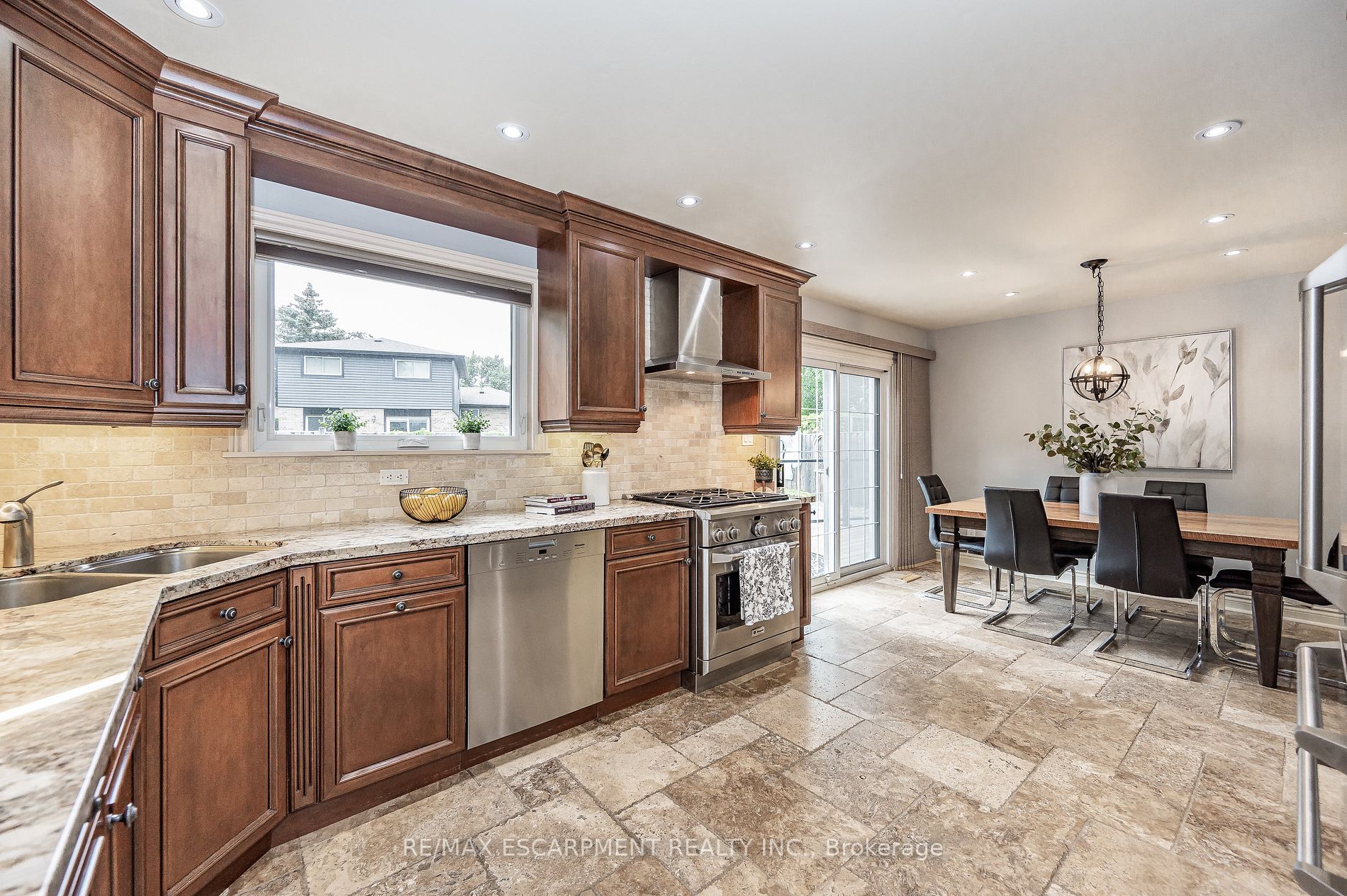22 Kilmanagh Crt